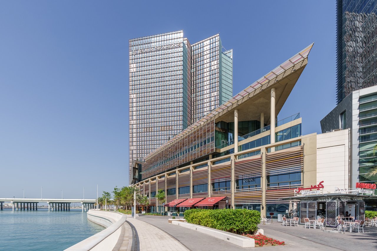 Four Seasons Private Residences Apartment 