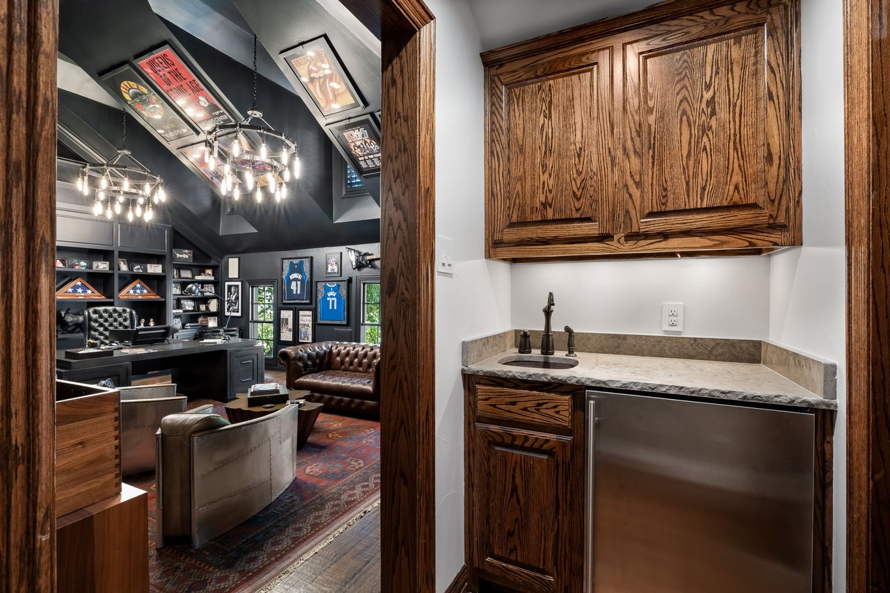 5620 Walnut Springs Ct
