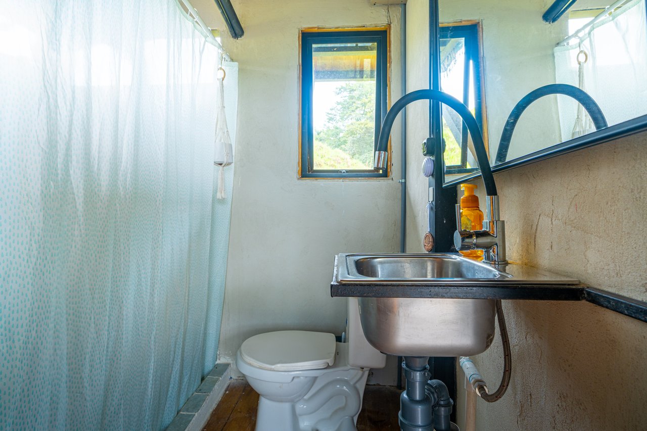 Off Grid Cabin - San Vito with Amazing Mountain Views