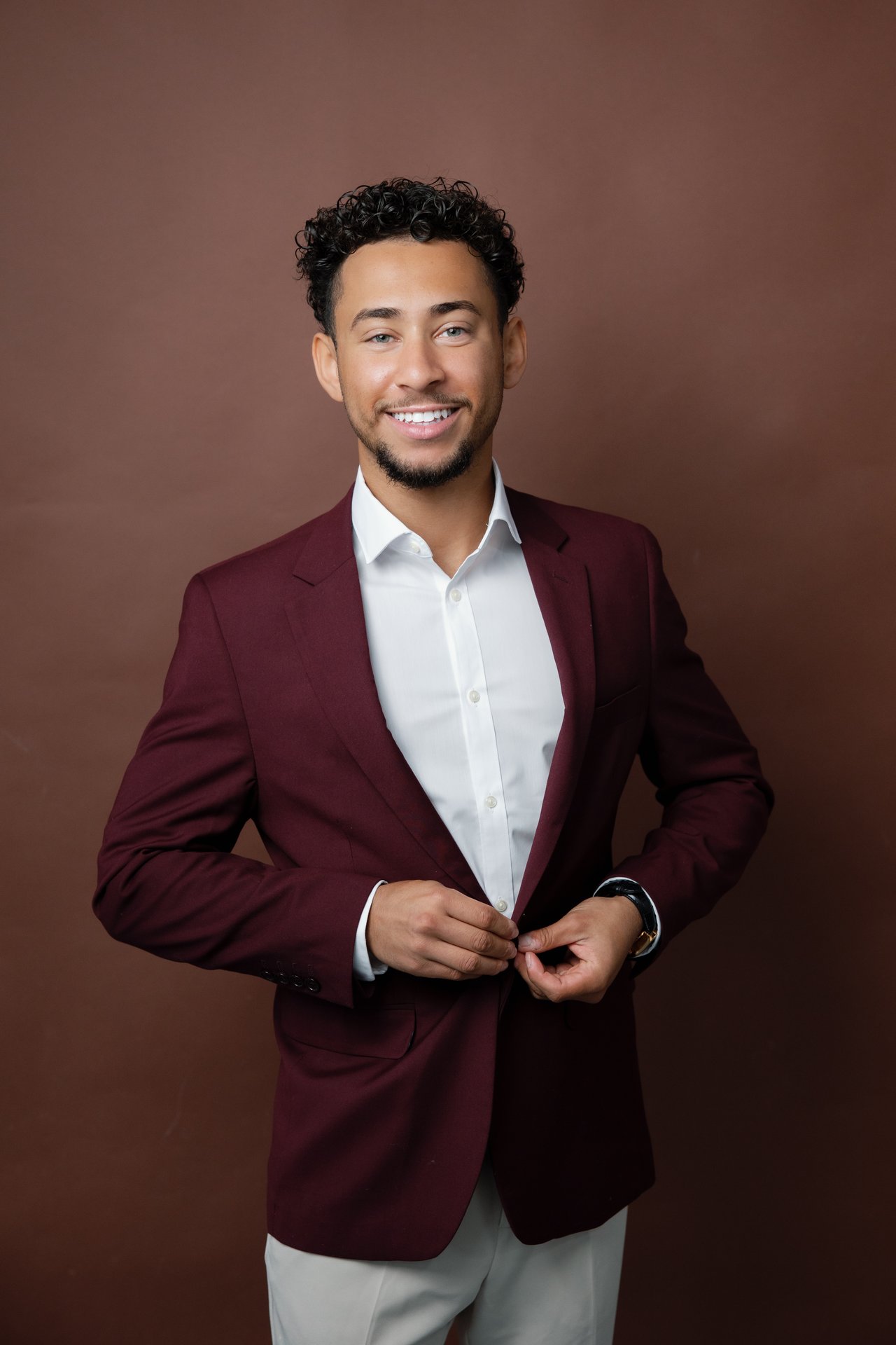 Young and aggressive, Sten is prepared to take on Naples Real Estate and your home search head on.