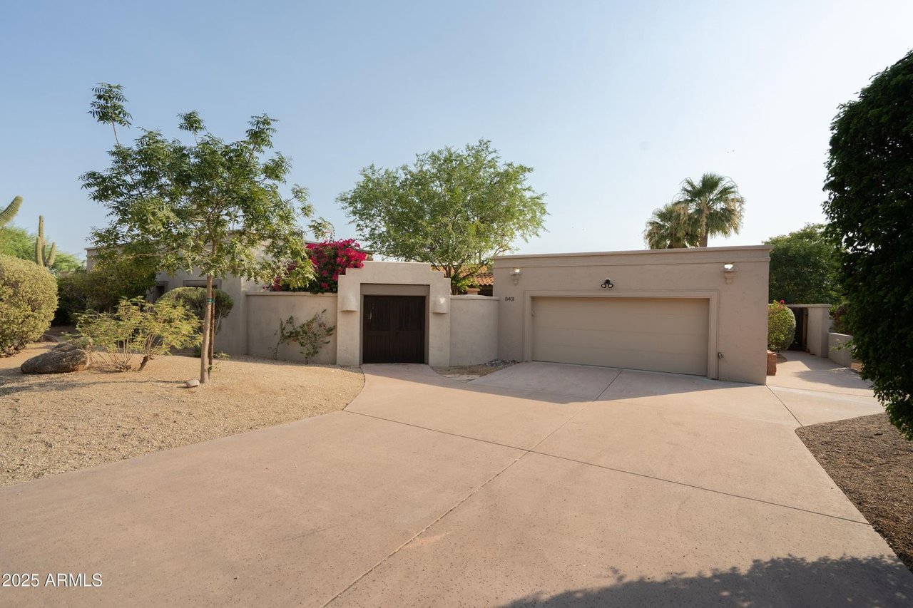 8401 E Vista Del Lago