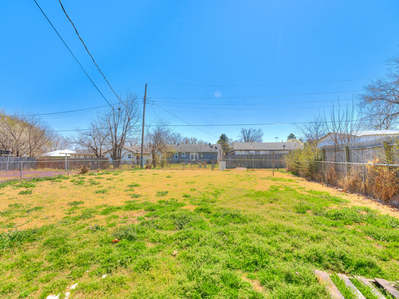 1207 Carol Dr Shawnee, OK 74804