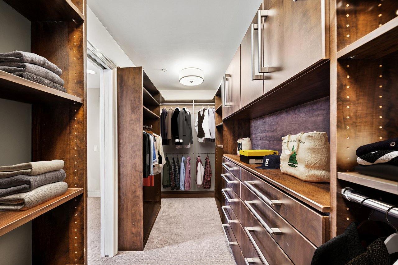 600 N Lake Shore Drive Unit: 1505 