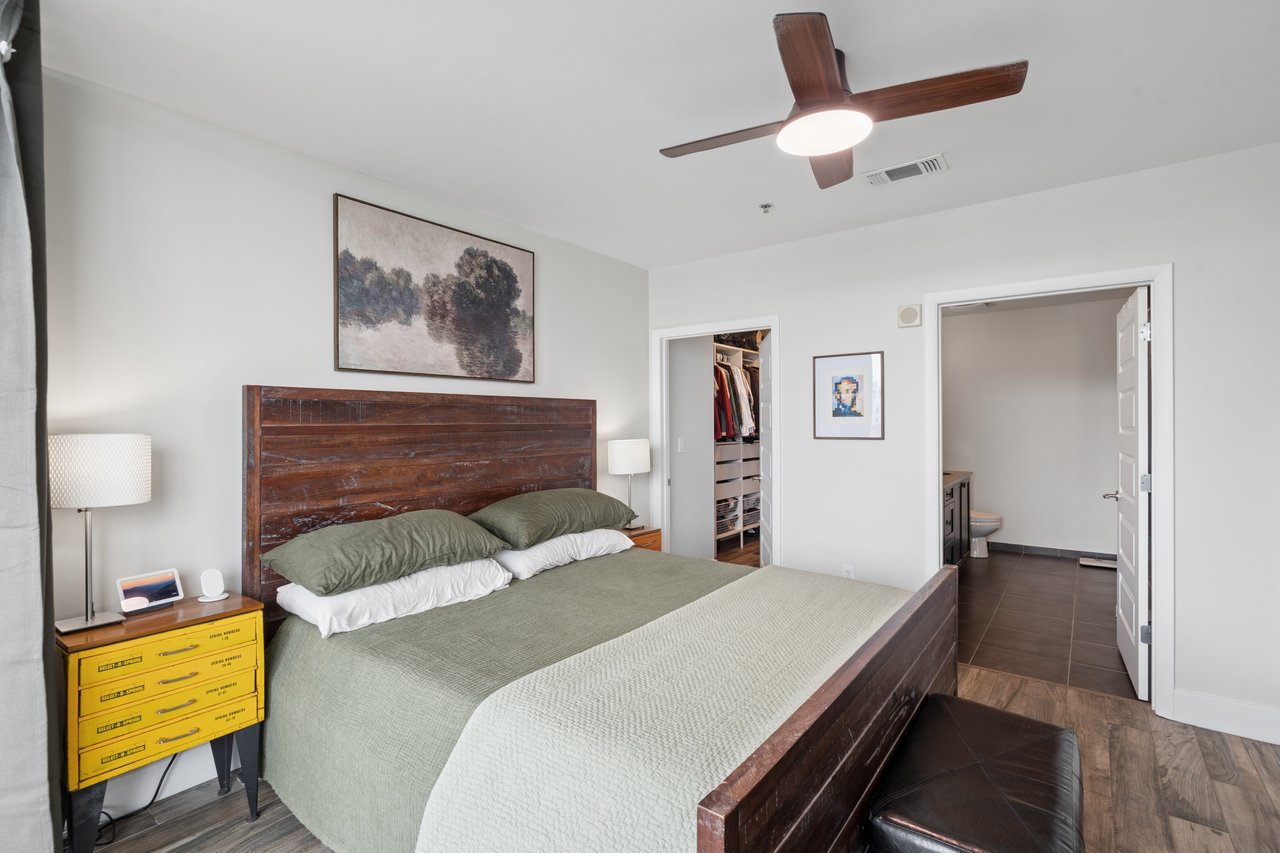 1080 Peachtree Street NE Unit 1711