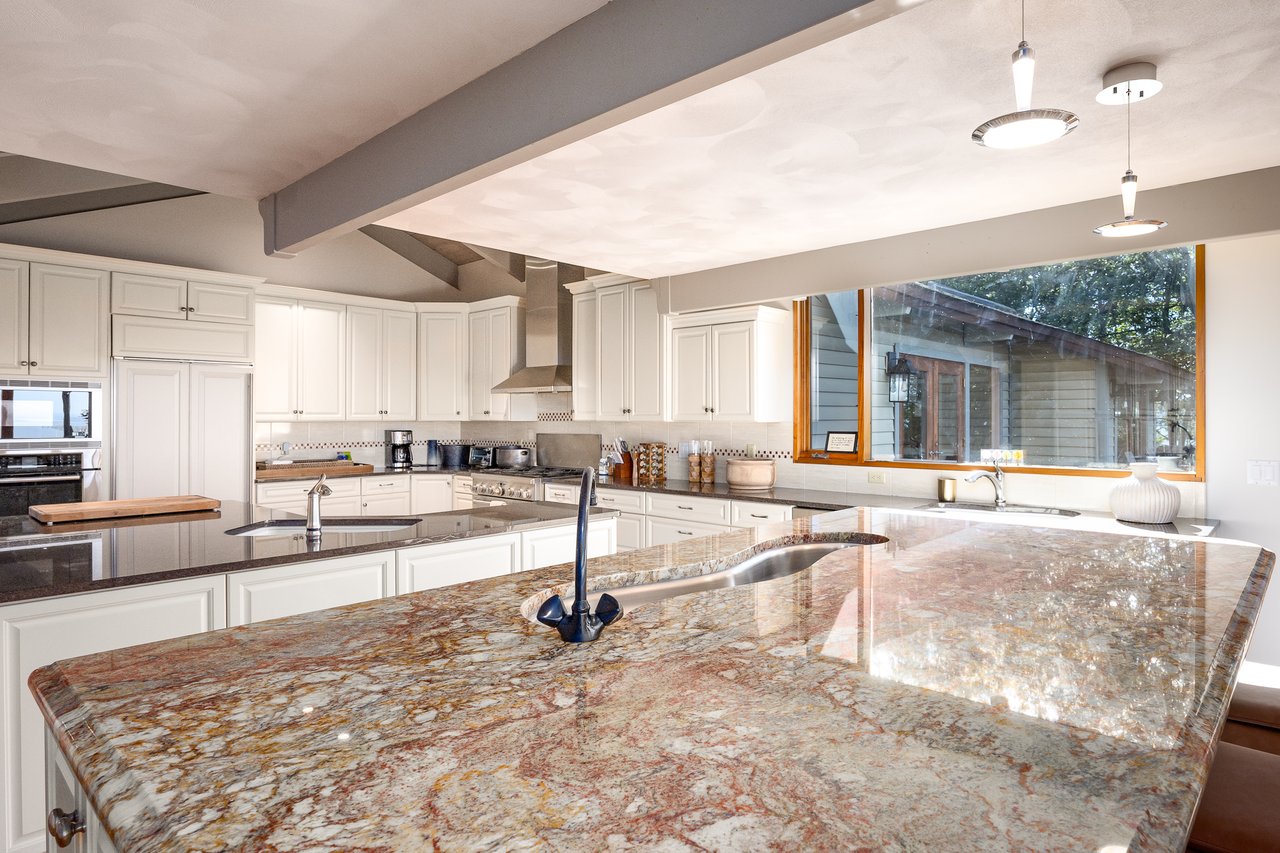 12 Mountain Brook Road