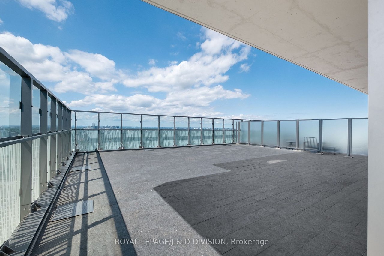 LUXURY ABOVE THE CITY PENTHOUSE