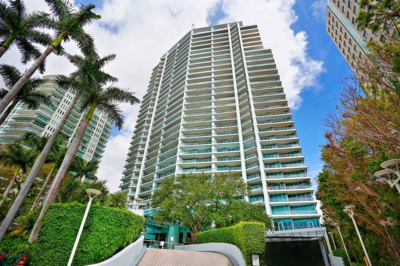 2627 S Bayshore Dr # 507