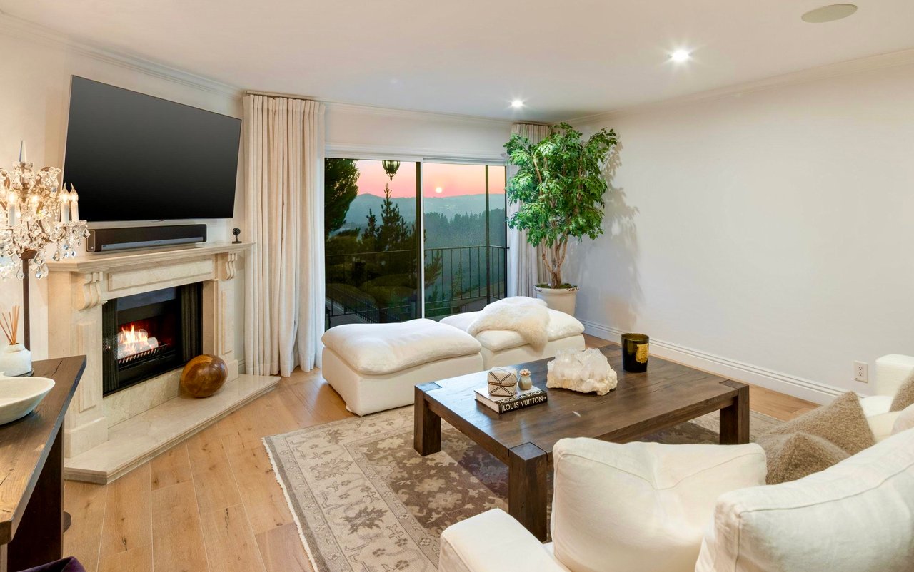 2385 Roscomare Rd Unit: D3, Bel Air 