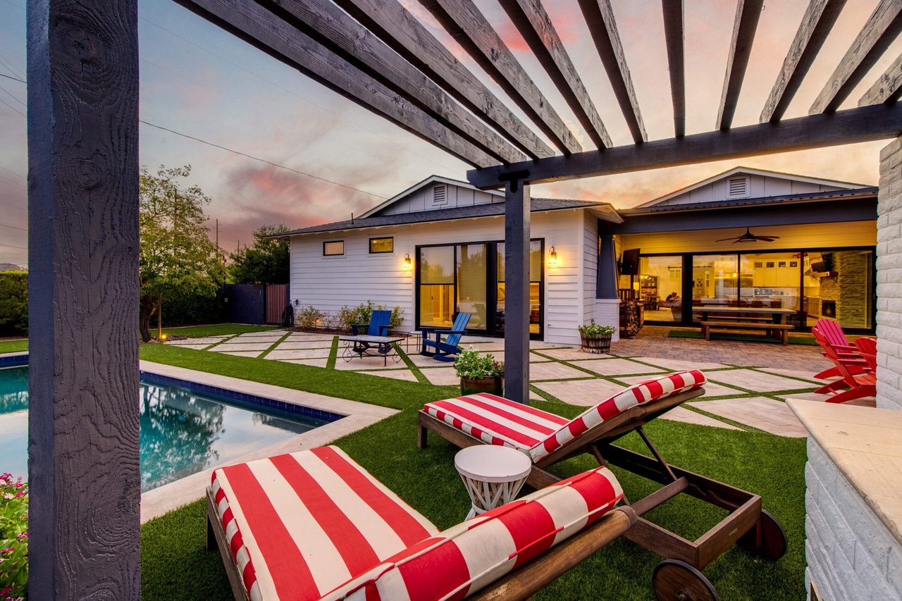 6647 E Calle Redondo