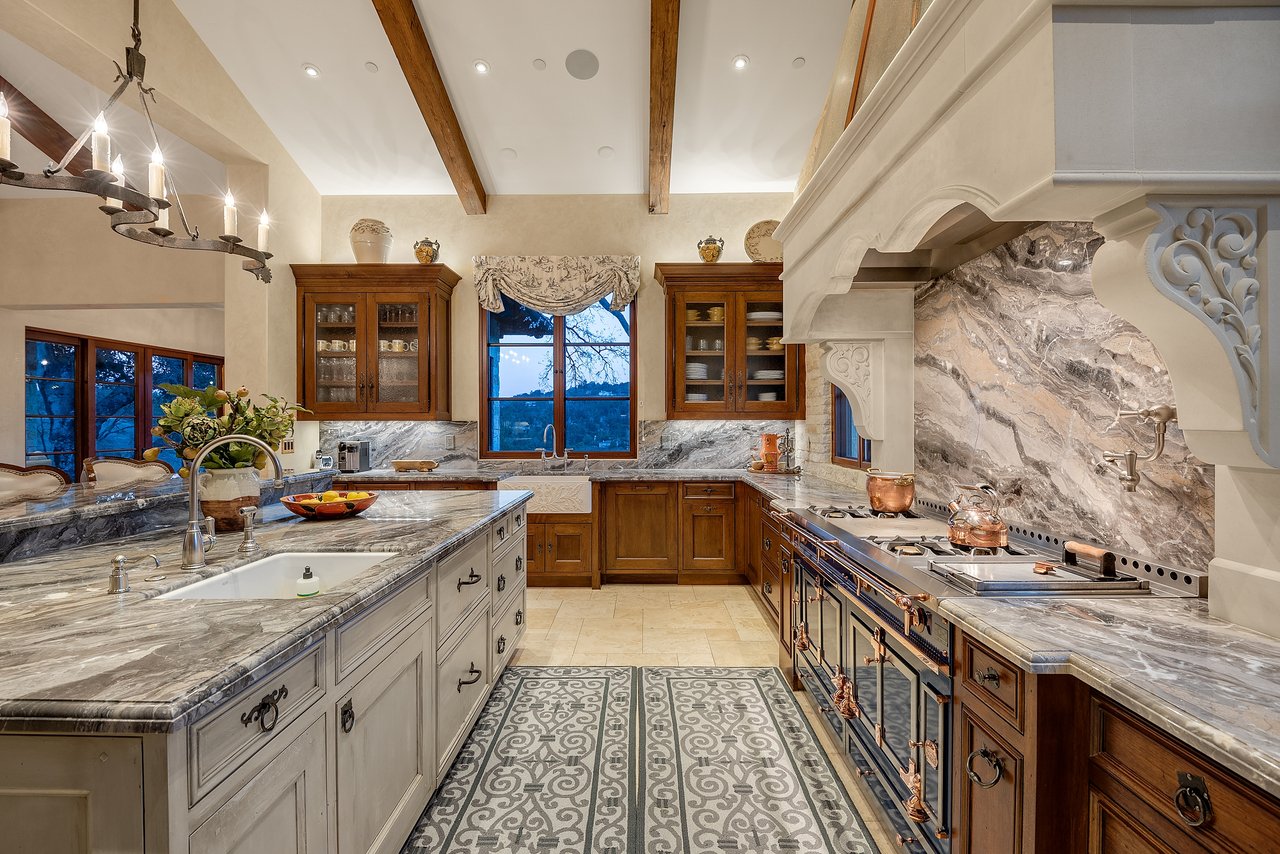 22100 Mount Eden Road