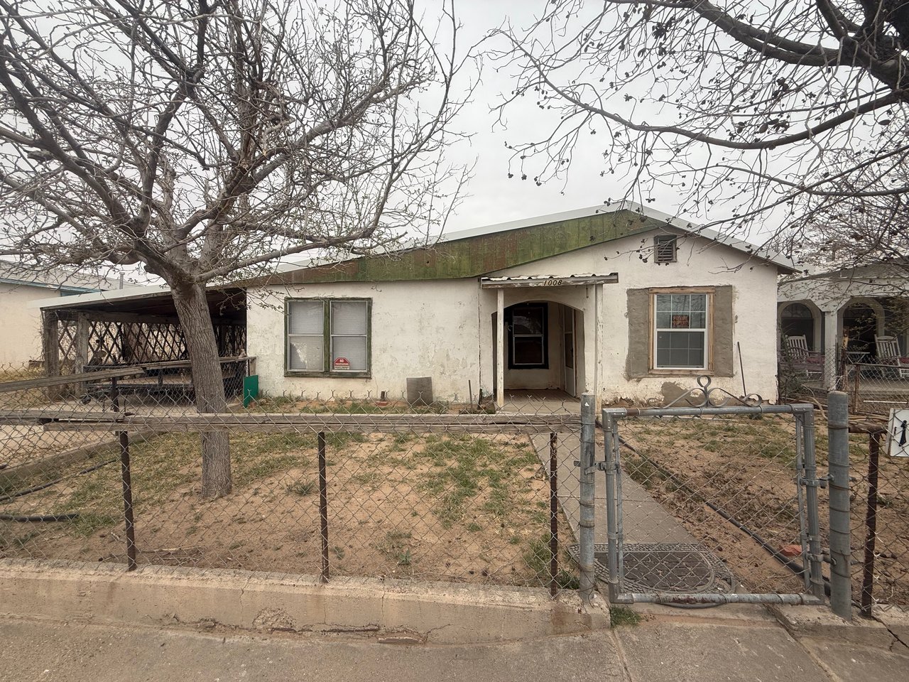 1008 S Pecan St