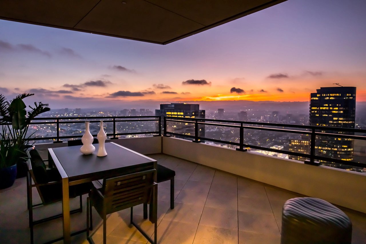 Matthew Perry is selling his $35 million 'mansion in the sky' penthouse