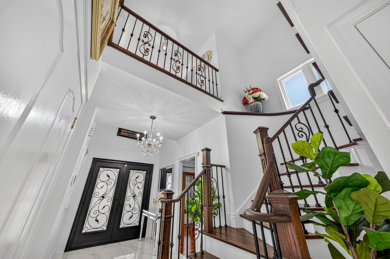 785 Quantra Crescent