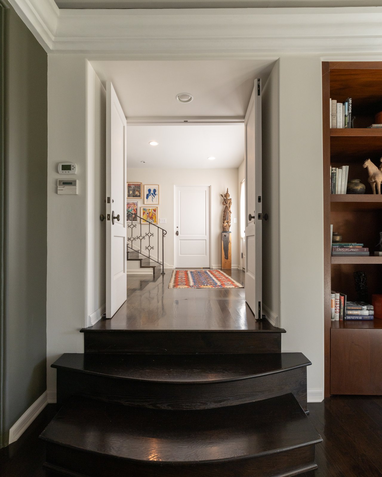 6964 Los Tilos Rd, Hollywood Hills