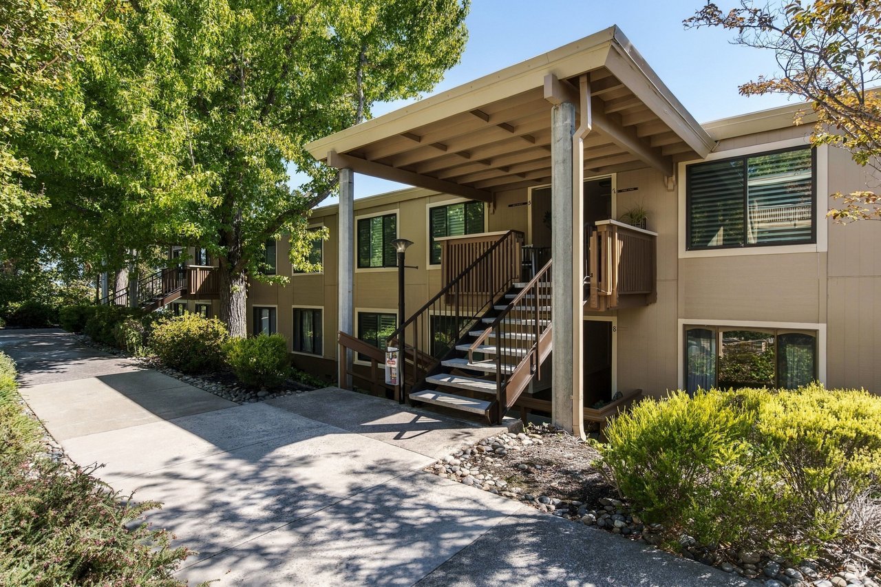 Exterior view of 2501 Golden Rain Road condo for sale in Rossmoor Walnut Creek
