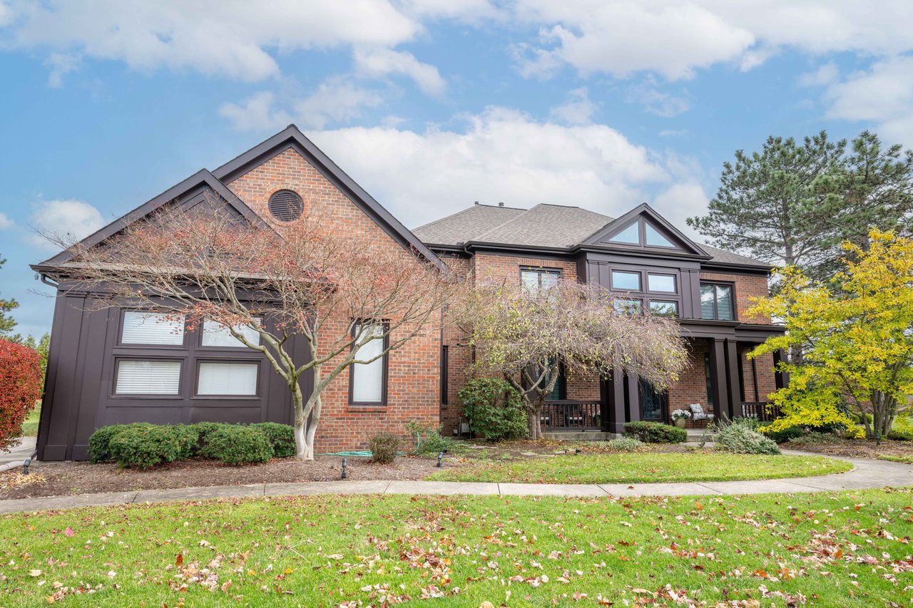 7323 Country Club Ln