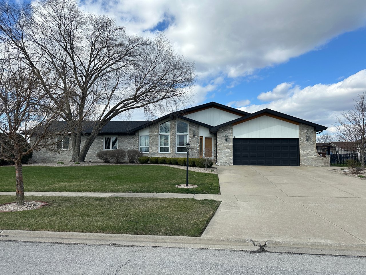 20455 S Grand Prairie, Frankfort