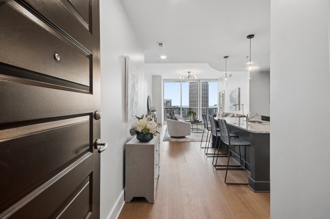 1080 Peachtree Street NE Unit 3215