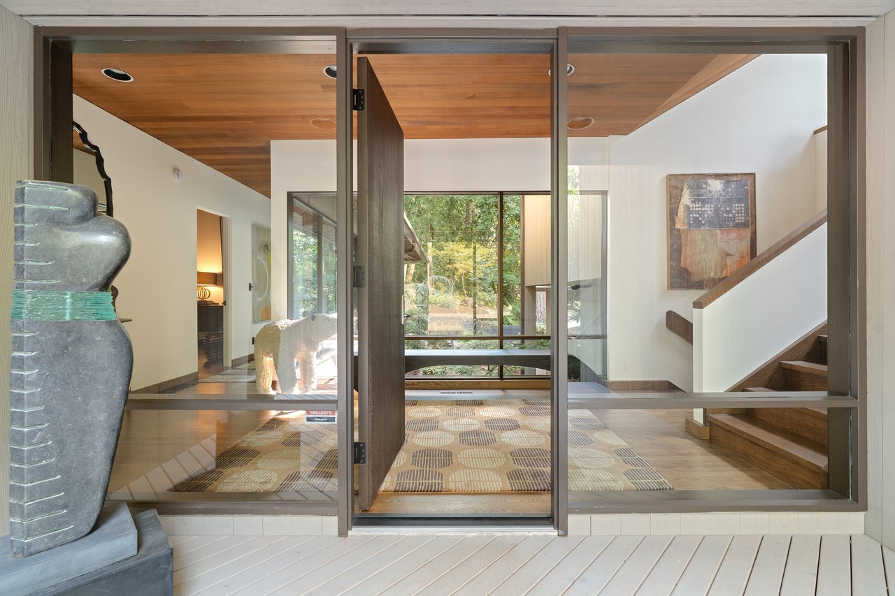 Architect Saul Zaik Designed Northwest Regional Modern Masterpiece 