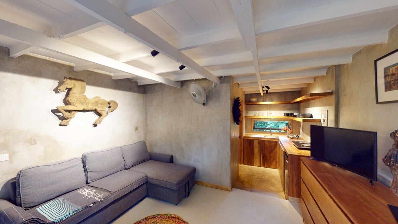 Five Star Private Rainforest Estate on Acreage with Creek