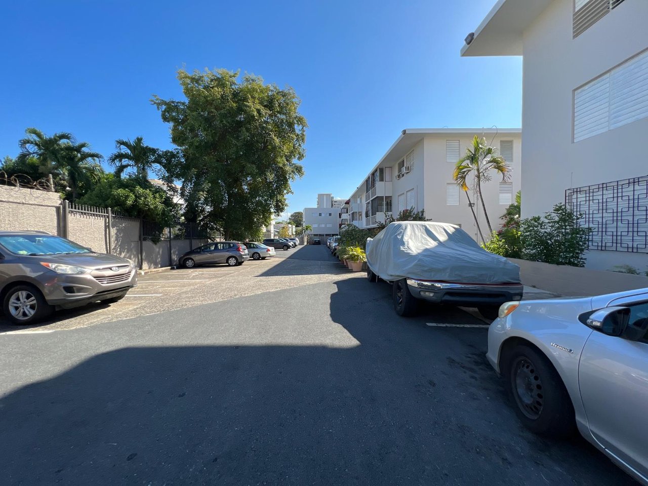 Cond. Nilsa | Miramar, San Juan
