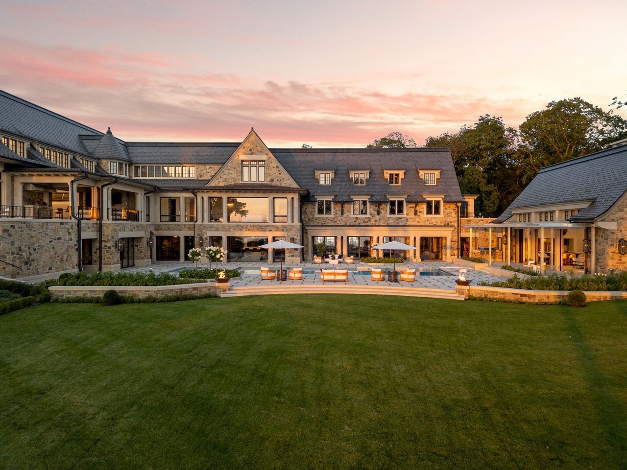 2770 Gale Road, Wayzata