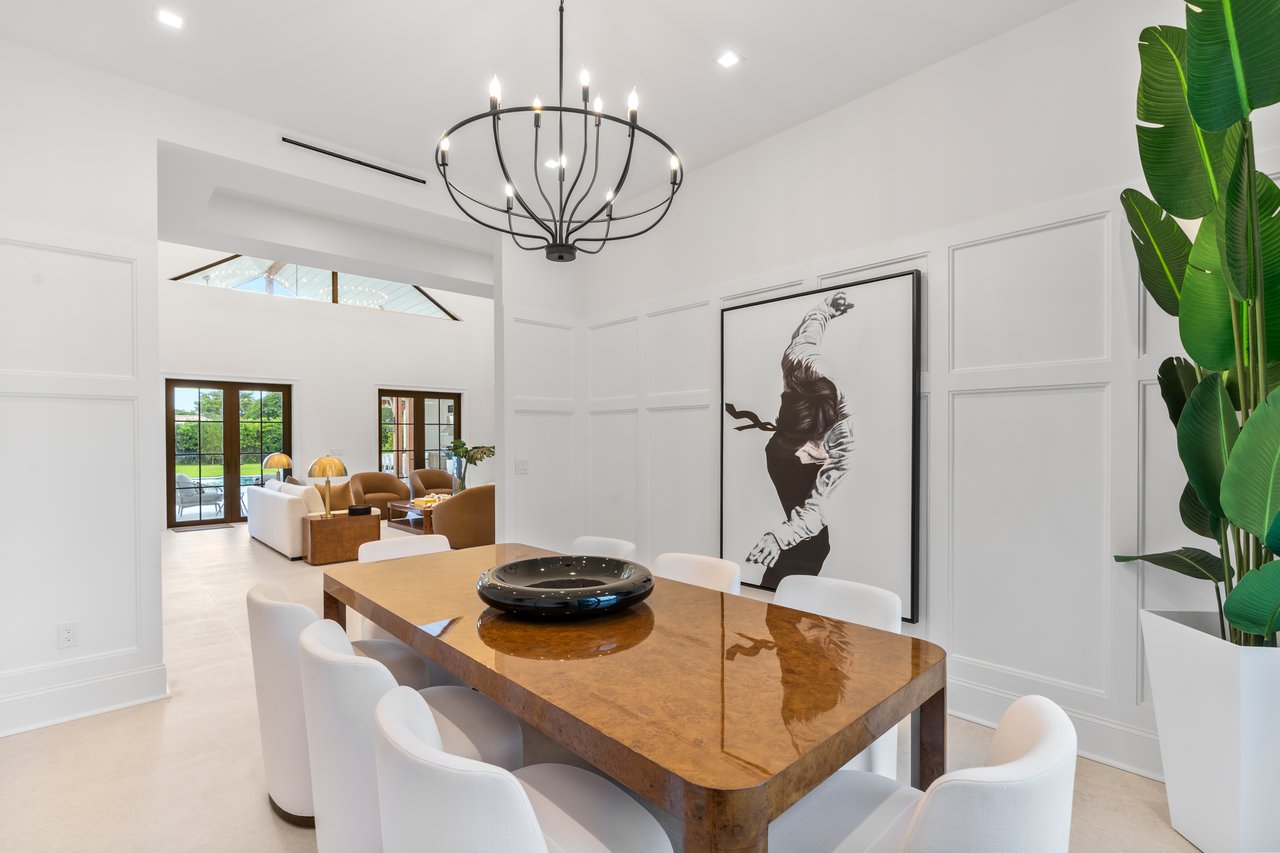 Beautiful Modern Farmhouse in Glenvar Heights