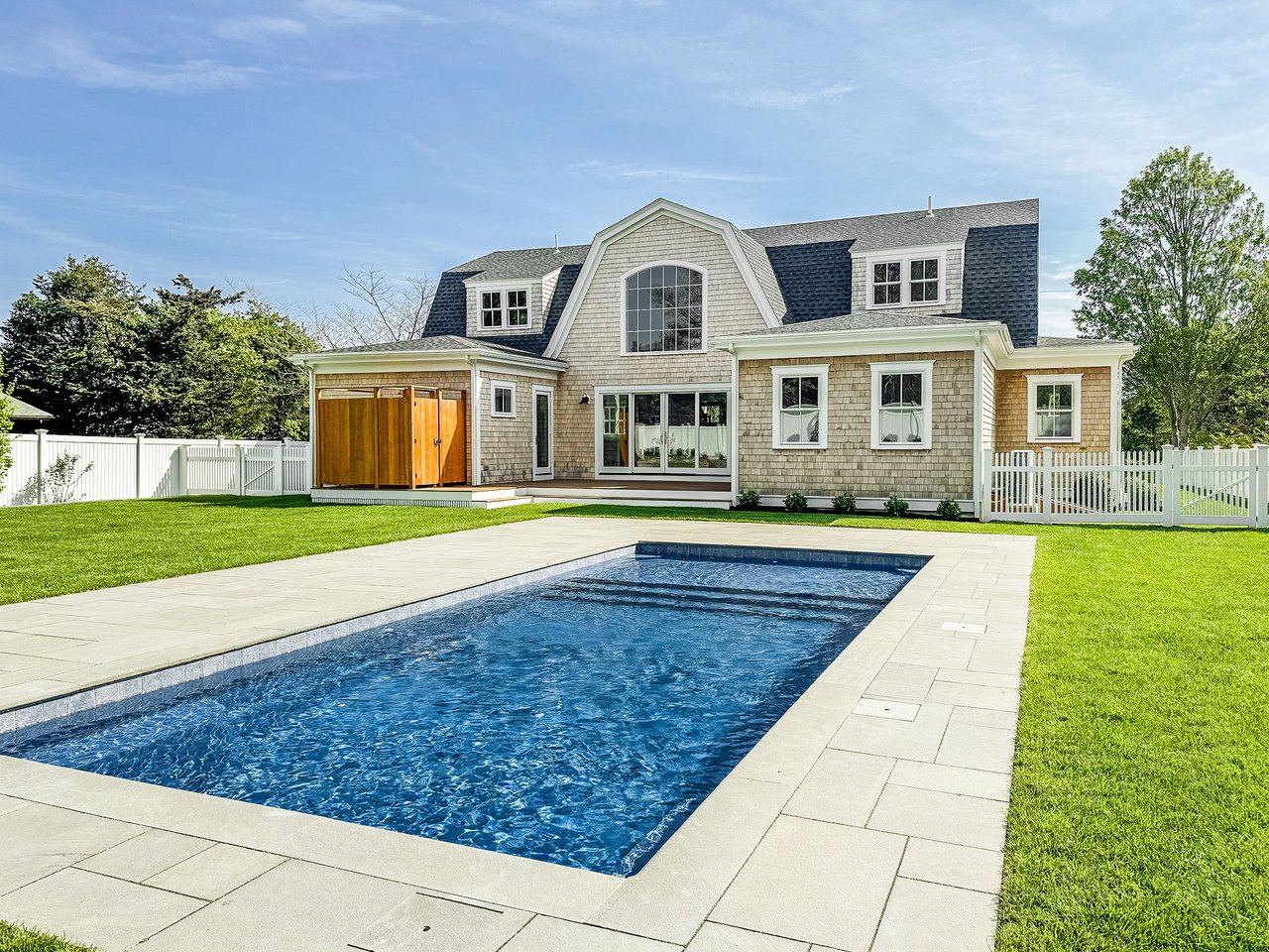 Brand New Luxurious Home w/  Pool Near Downtown