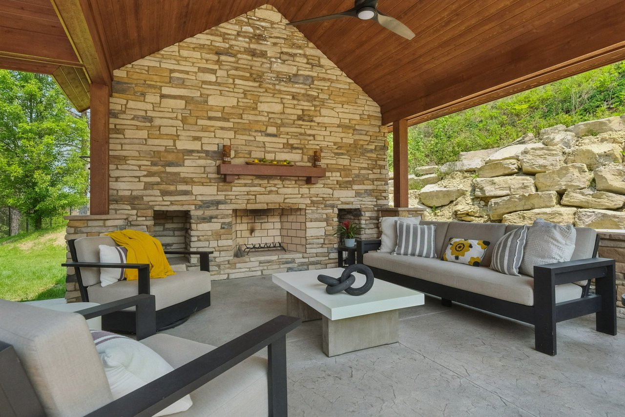 707 Kathleen Dr