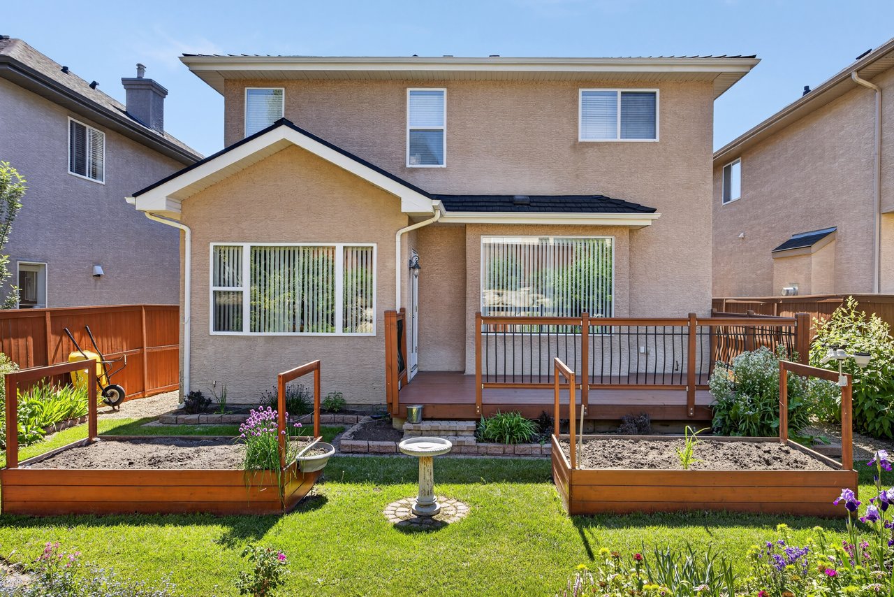 139 Tuscany Ridge Close NW