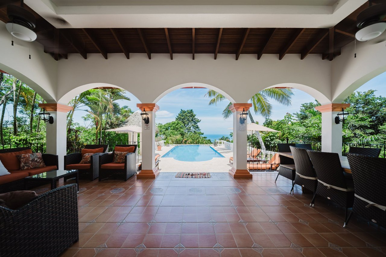 Luxury Boutique Hotel, Dominical, Puntarenas