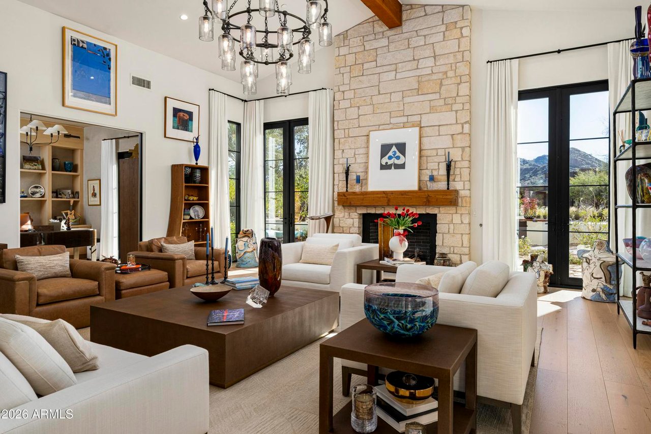 5432 E VIA DEL CIELO