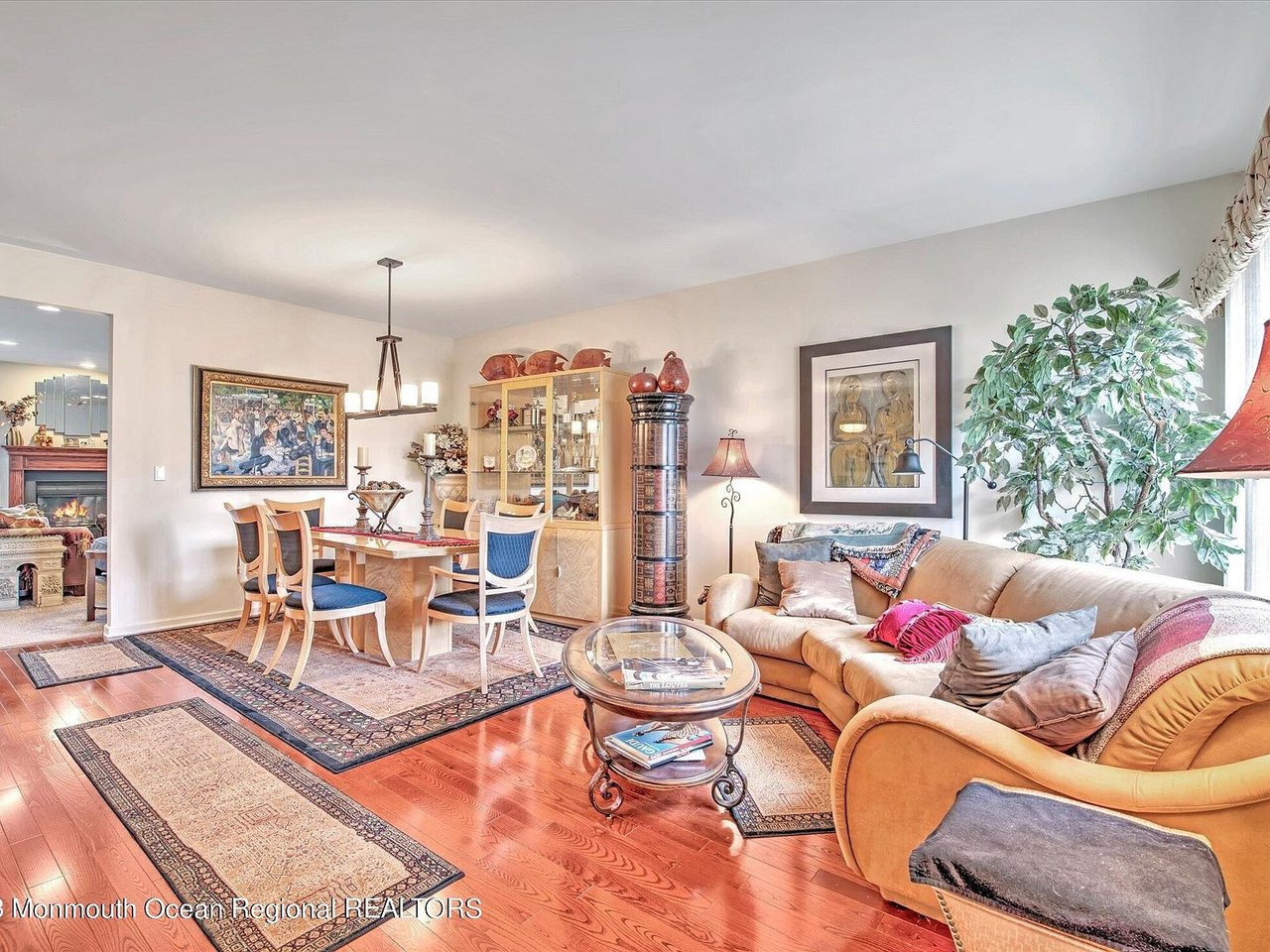 52 Smock Court