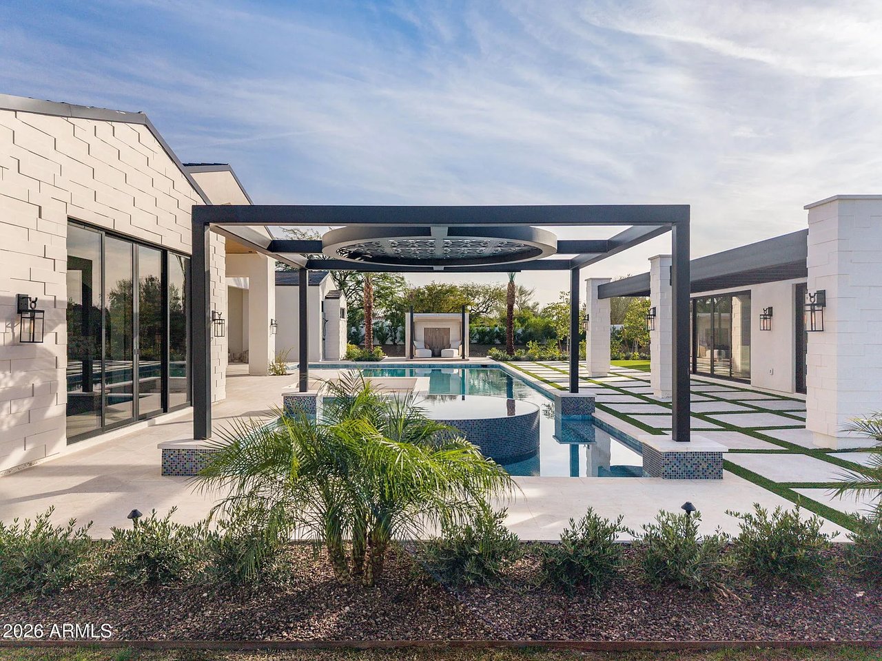 4534 E PEBBLE RIDGE Road