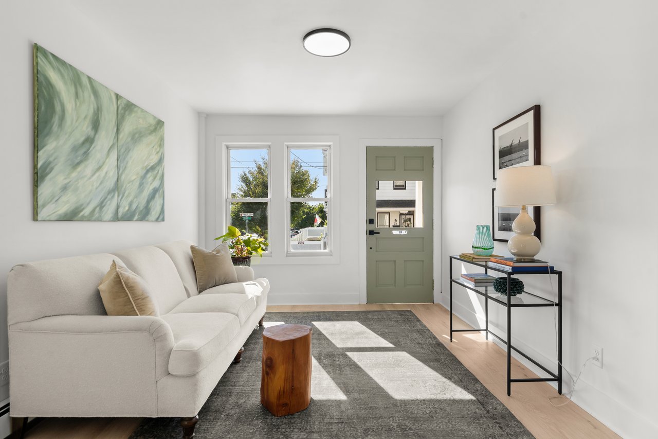 73 Colby Pl