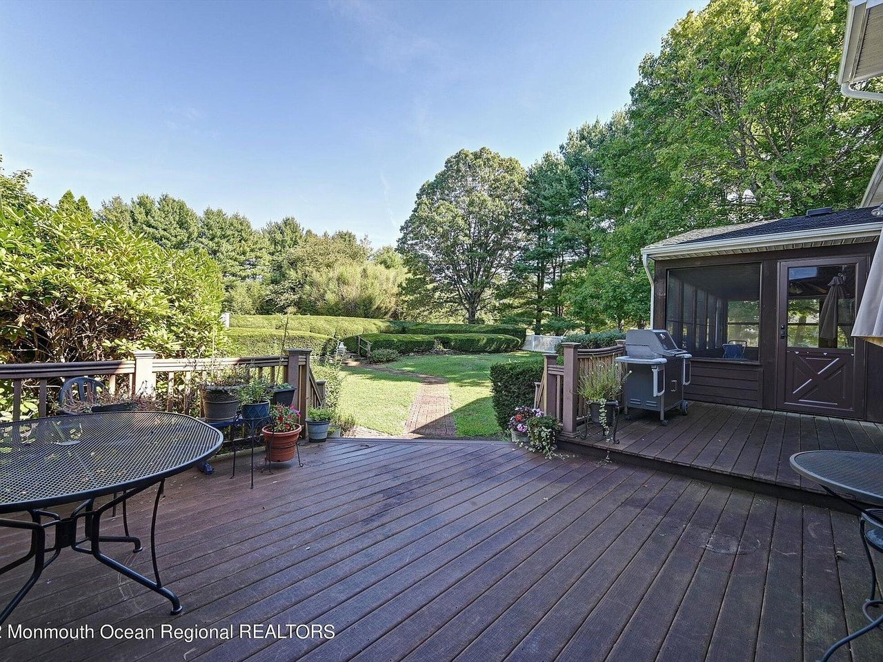 8 Old Cider Mill Road
