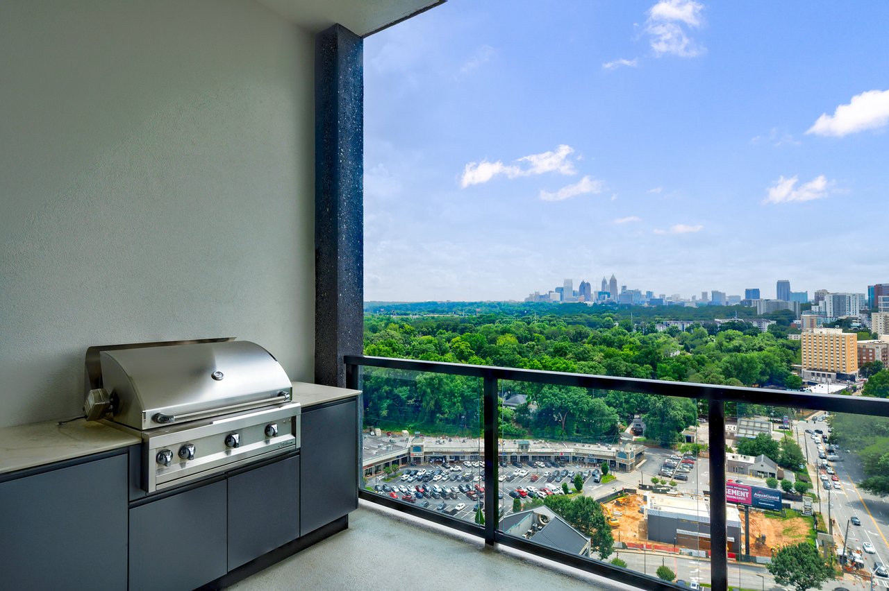 2425 Peachtree Road Unit 1806
