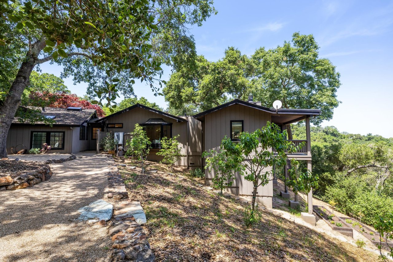 138 Bolivar LN