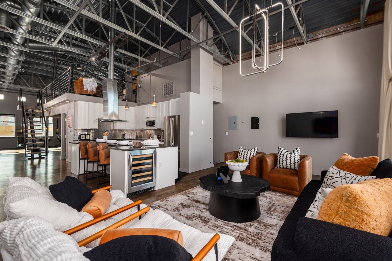 919 Santa Fe Drive