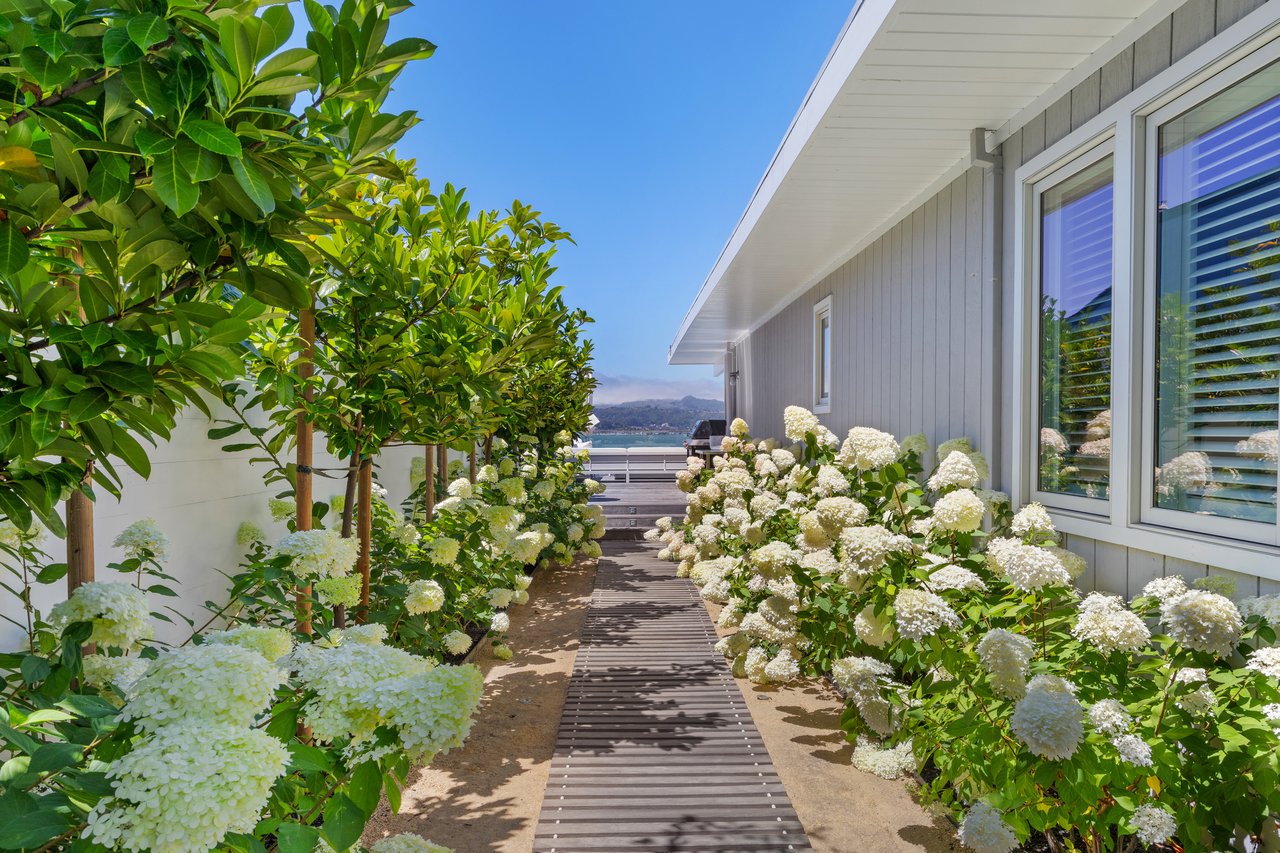 Coastal Chic Waterfront Retreat