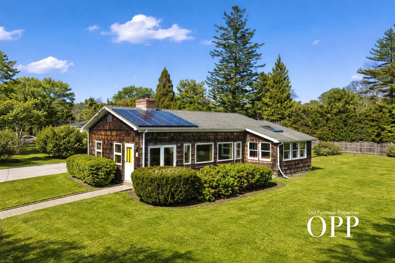 A Daily Arrival Framed by Bay and Marsh