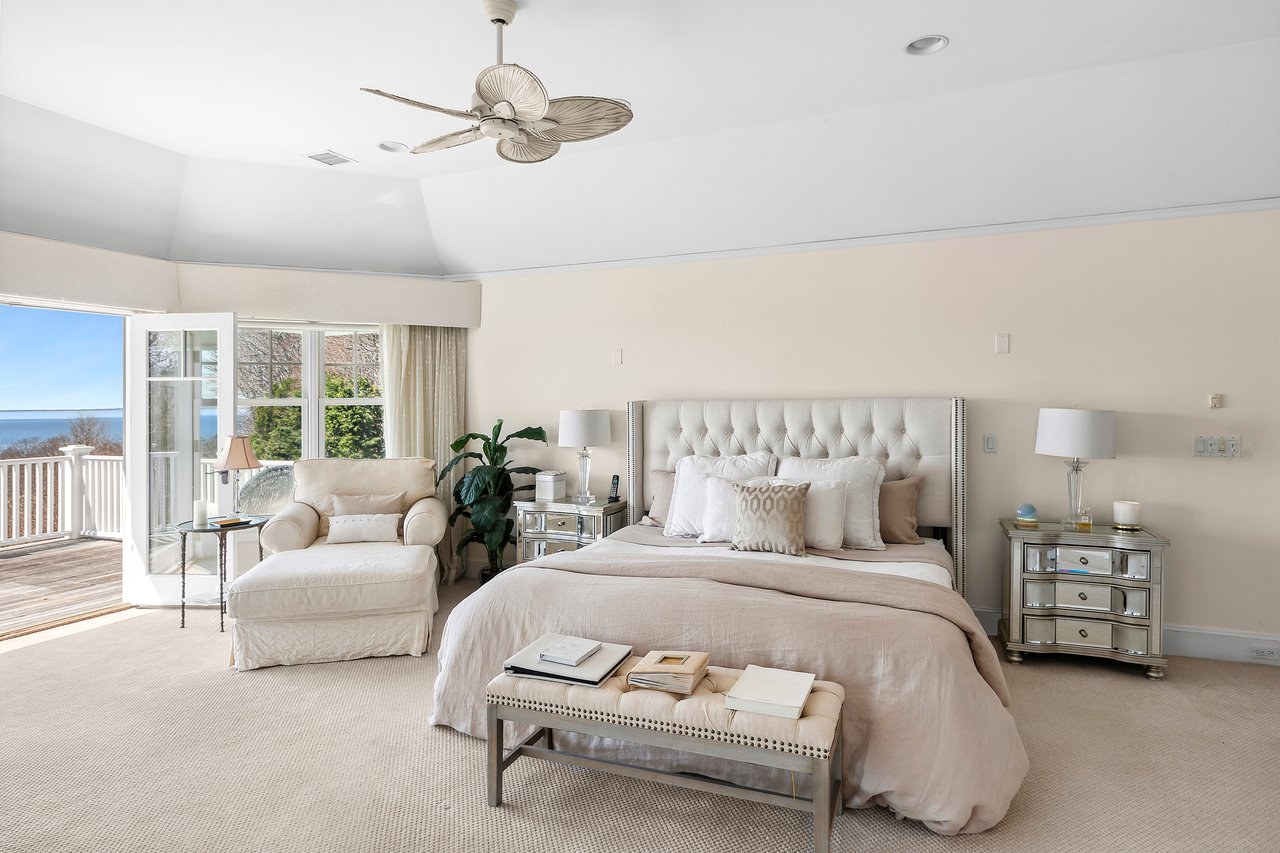 16 Beech Hollow Court