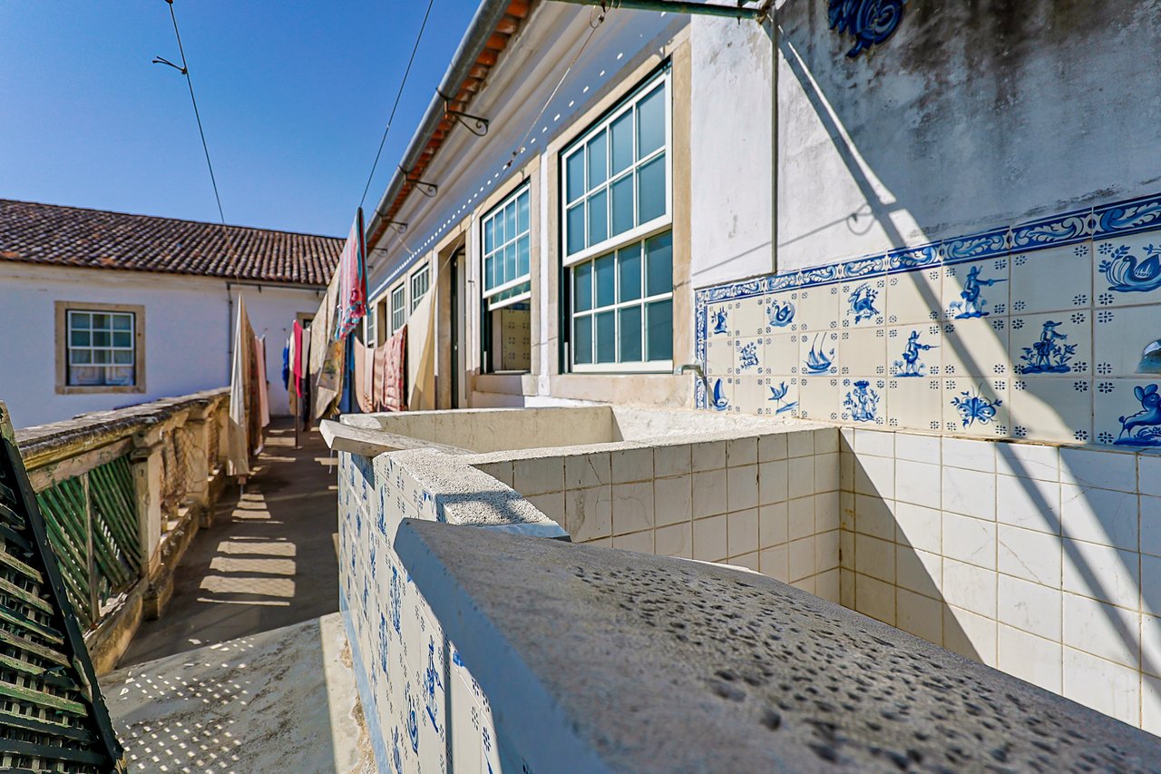 Magnificent 17th-Century Palace with  76,400 m² Estate Near Coimbra
