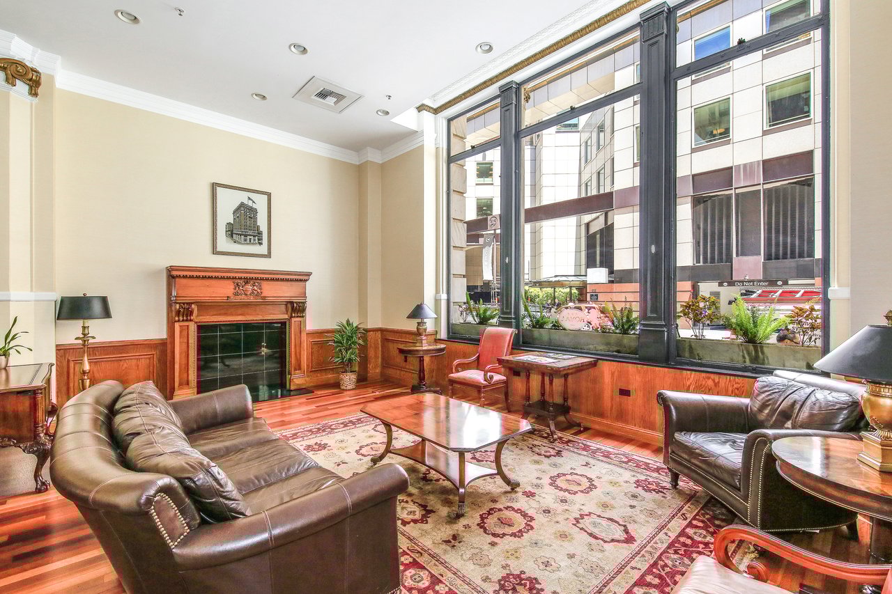 201 Sansome St #401