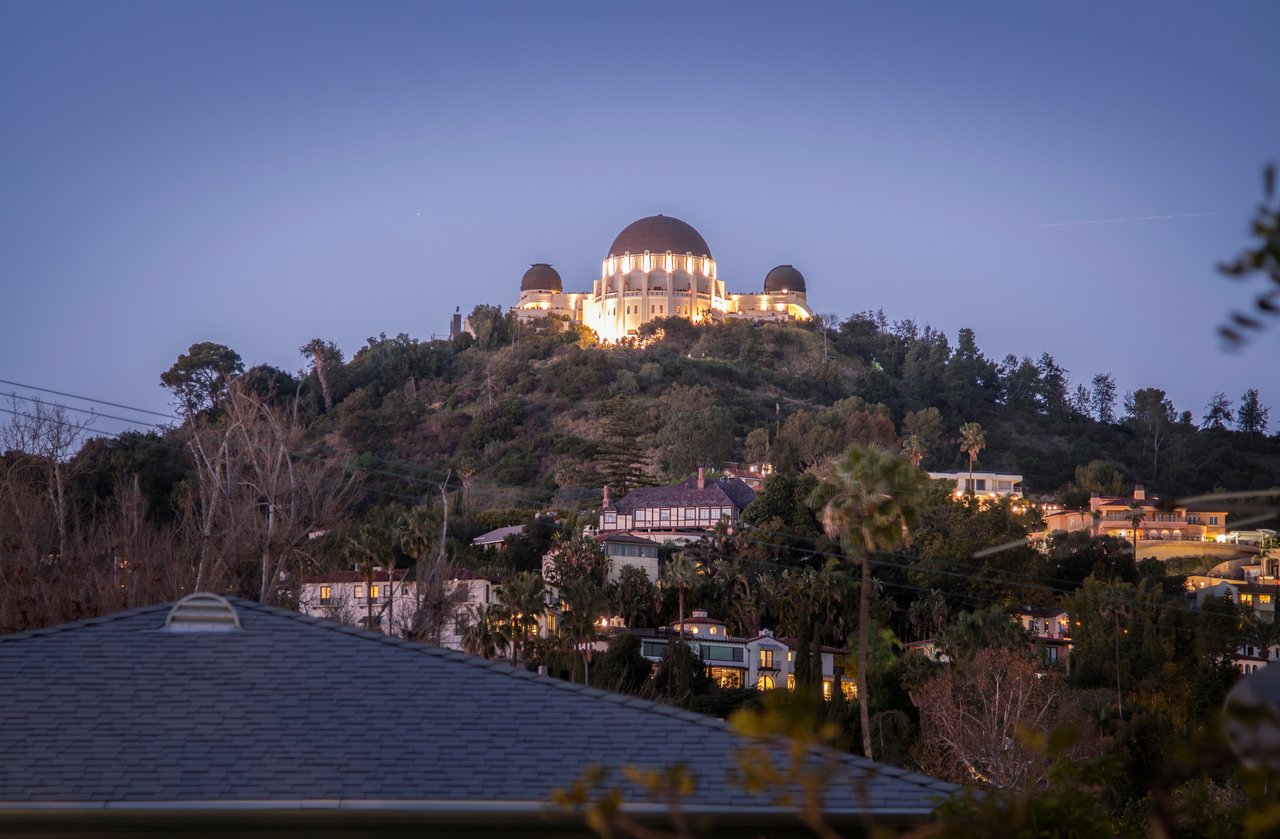 1982 N Normandie Ave