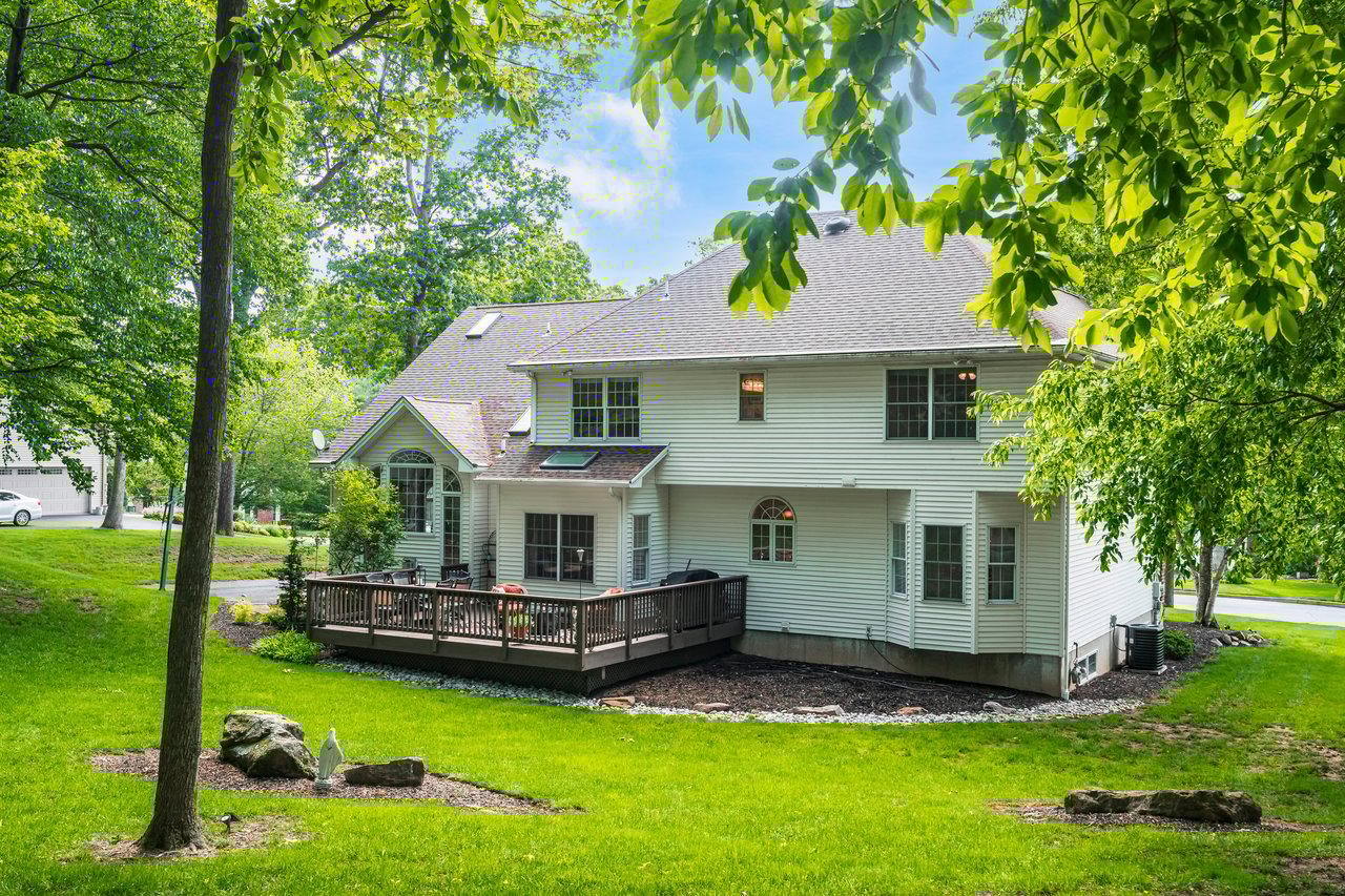 1597 Woodfield Drive