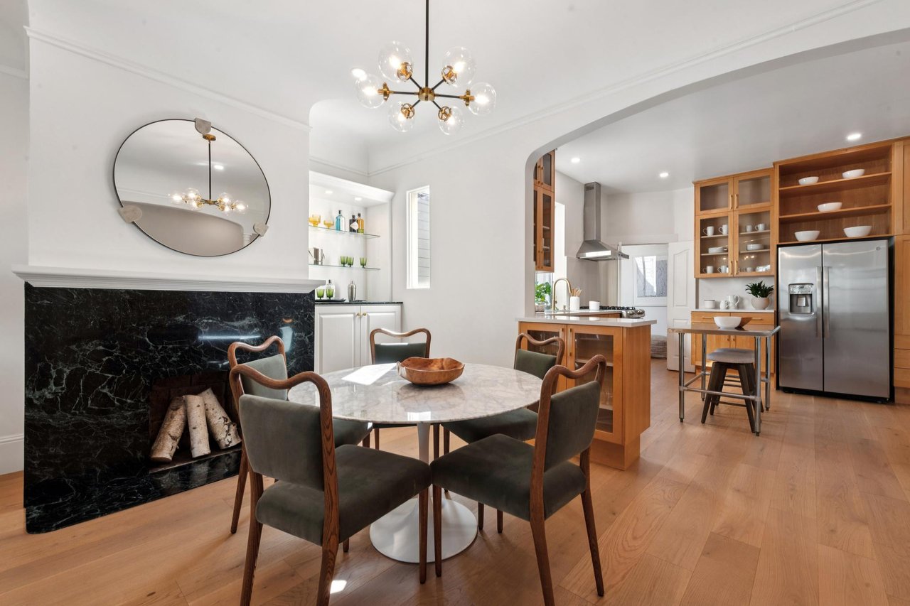 1845 Leavenworth #202