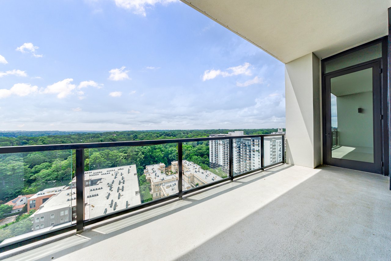 2425 Peachtree Road Unit 1806