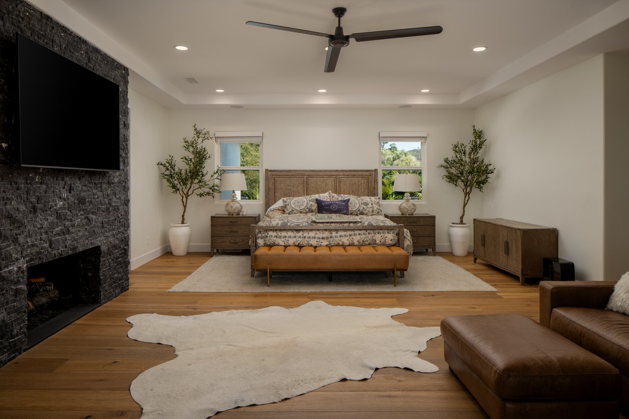 7017 Via Mariposa Sur