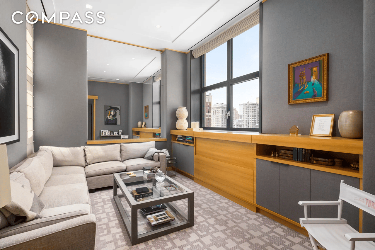 240 Park Ave S #17PHC
